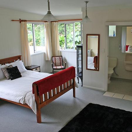 Whitianga B&B - Adults Only Экстерьер фото