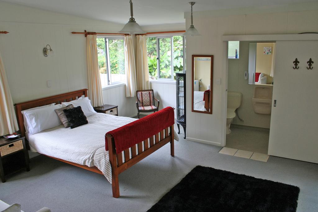 Whitianga B&B - Adults Only Экстерьер фото